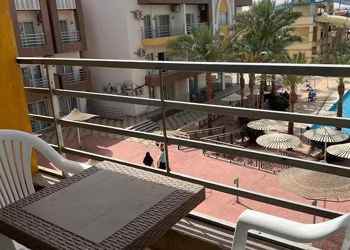 Apartment Mirage Bay *
