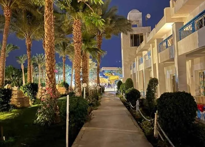 Mirage Bay Apartment *